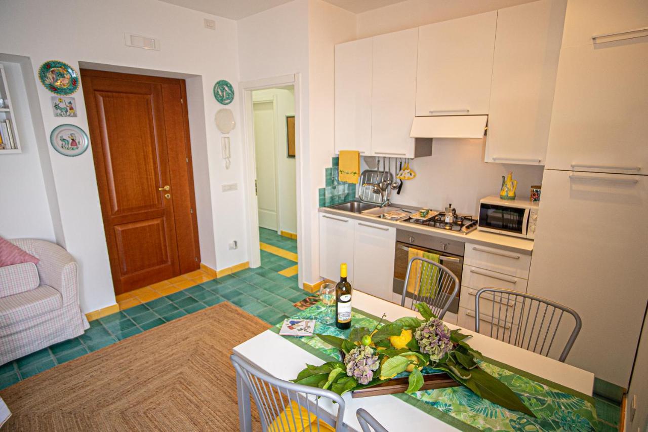 Casa Bianca: Delightful Apartment In ラヴェッロ エクステリア 写真