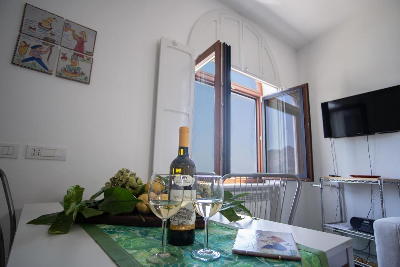 Casa Bianca: Delightful Apartment In ラヴェッロ エクステリア 写真